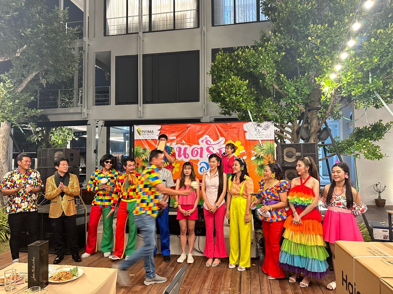 ม่วนซื่นโฮแซว! งานเลี้ยงปีใหม่ 2023 ธีม 'มนต์รักลูกทุ่ง' 🌸🎶